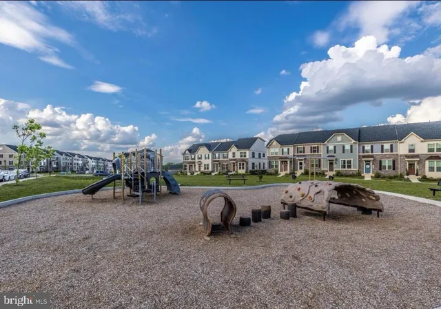 a view of outdoor space yard and patio