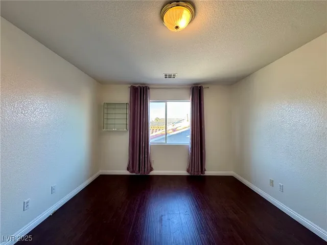 $2,900 | 3028 Teal Beach Court, Las Vegas, NV 89117