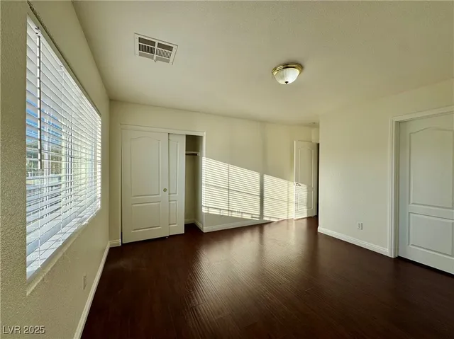 $2,900 | 3028 Teal Beach Court, Las Vegas, NV 89117