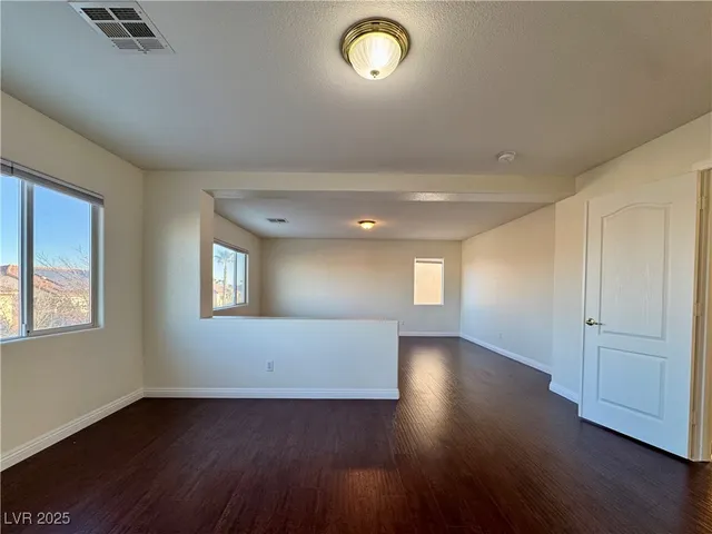 $2,900 | 3028 Teal Beach Court, Las Vegas, NV 89117