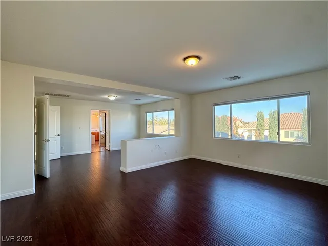 $2,900 | 3028 Teal Beach Court, Las Vegas, NV 89117