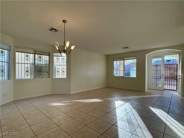 $2,900 | 3028 Teal Beach Court, Las Vegas, NV 89117