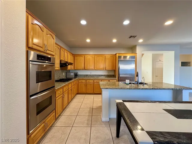 $2,900 | 3028 Teal Beach Court, Las Vegas, NV 89117