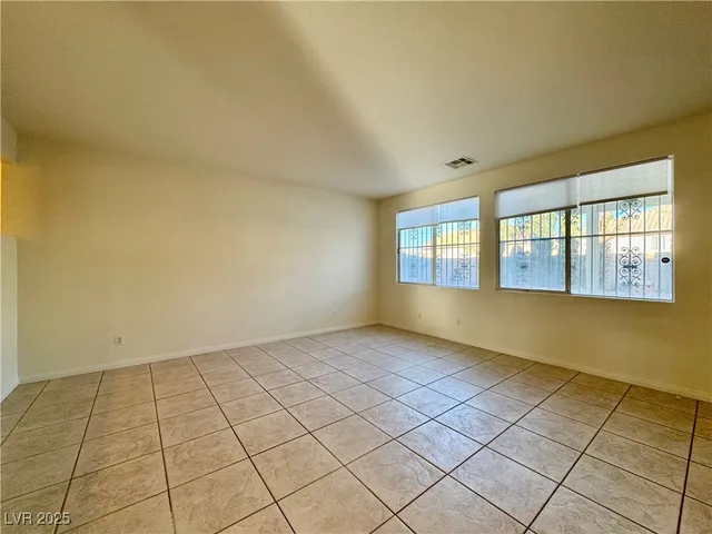 $2,900 | 3028 Teal Beach Court, Las Vegas, NV 89117