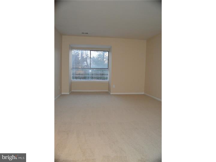 1101 Raintree Lane Malvern, PA 19355 - Photo 8 of 12 Gallery Image 8