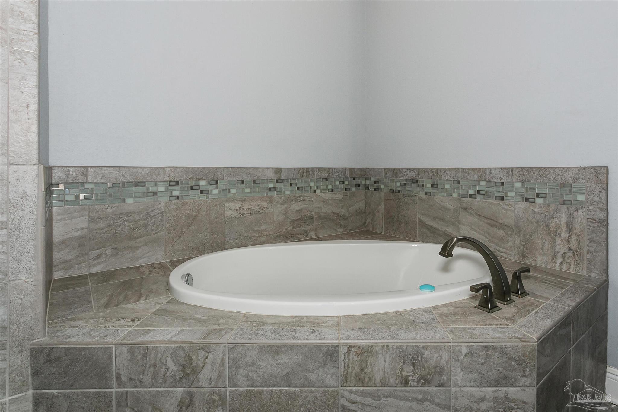 2499 Pine Forest Road Cantonment, FL 32533 - Photo 23 of 36 Gallery Image 23