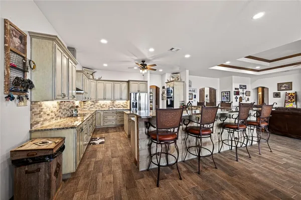 $1,150,000 | 561 Carmel Drive, Sandia, TX 78383