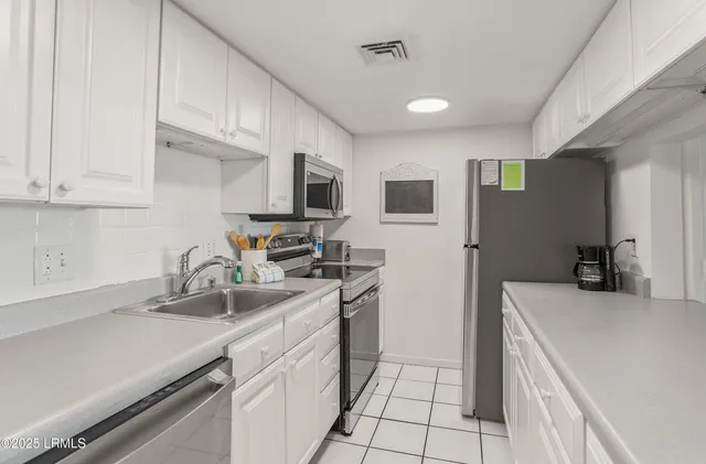 $639,000 | 409 Captain John Fripp Villa Fripp Island, Fripp Island, SC 29920