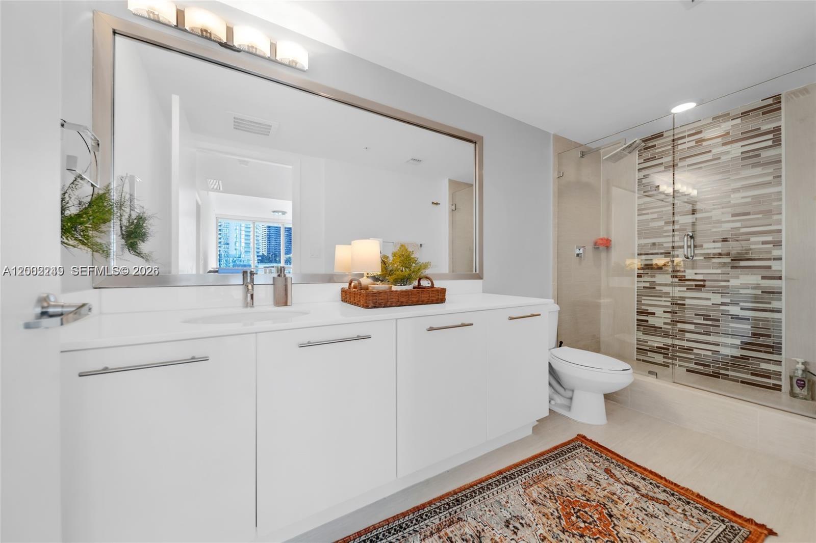 92 Southwest 3rd Street, Unit 902 Miami, FL 33130 - Photo 15 of 31