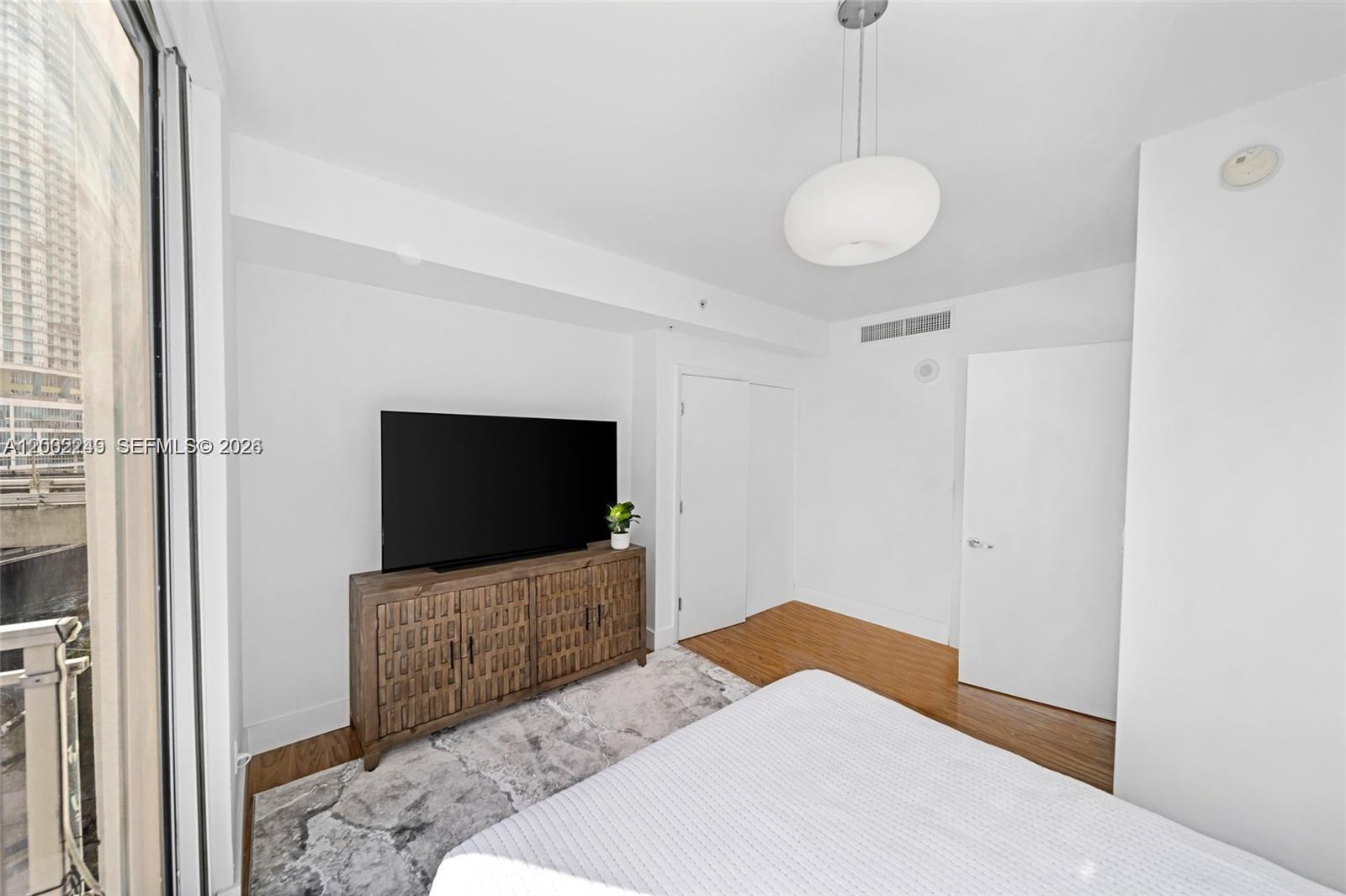 92 Southwest 3rd Street, Unit 902 Miami, FL 33130 - Photo 20 of 31