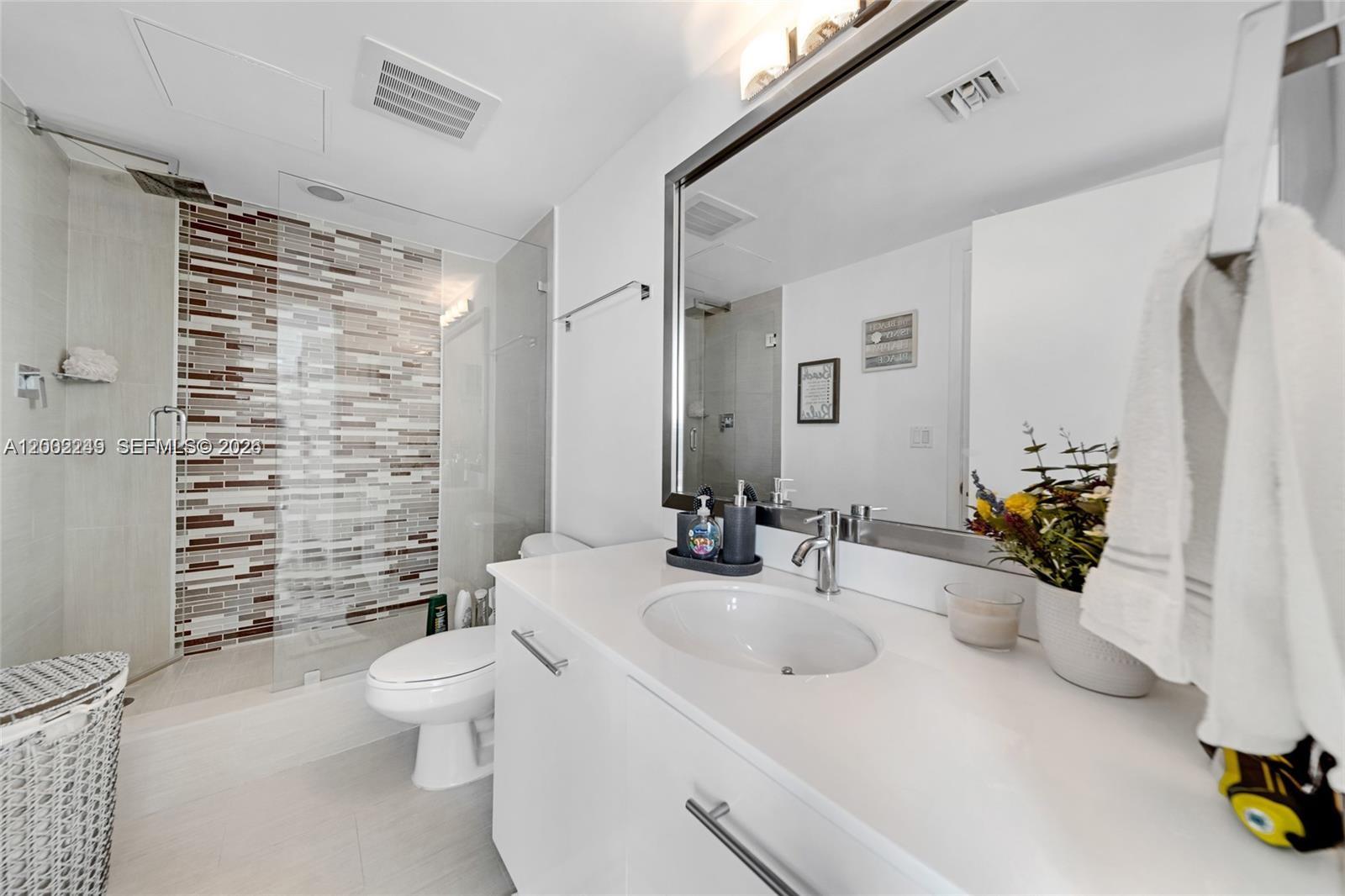 92 Southwest 3rd Street, Unit 902 Miami, FL 33130 - Photo 26 of 31