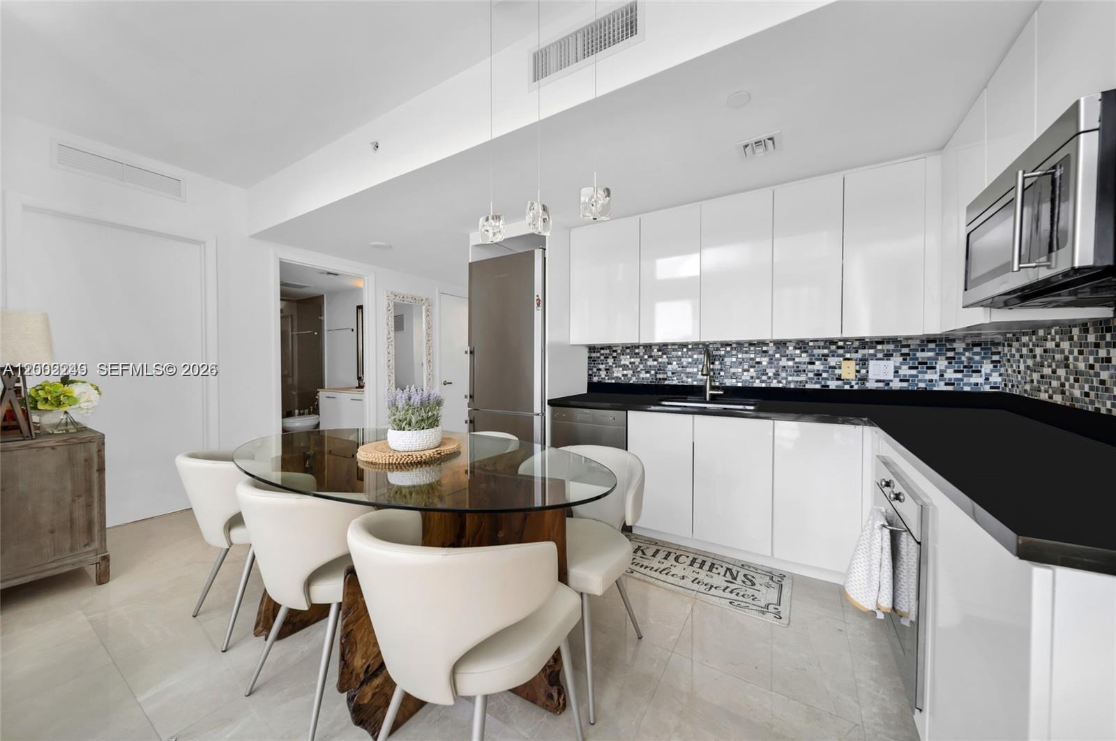 92 Southwest 3rd Street, Unit 902 Miami, FL 33130 - Photo 30 of 31