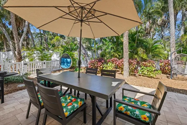$3,999,000 | 5045 Oxford Drive, Sarasota, FL 34242