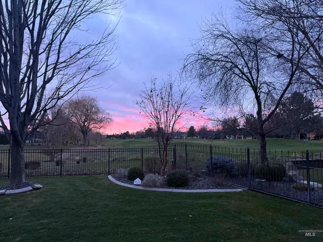 $1,379,999 | 2425 South Chipper Way, Eagle, ID 83616