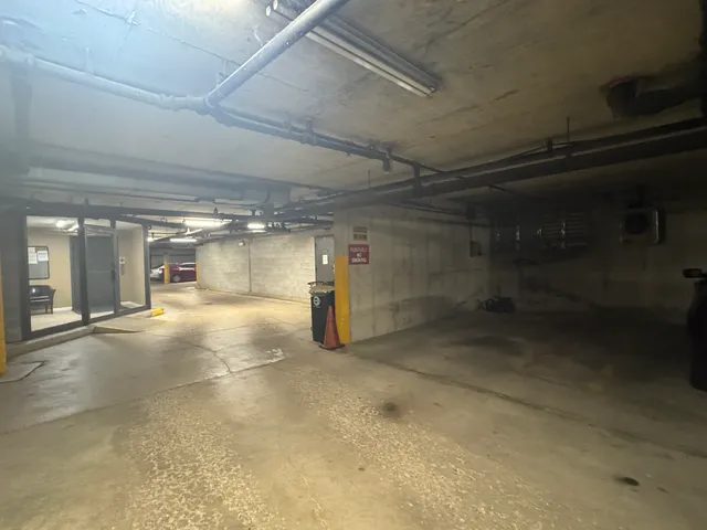 $285,000 | 3030 Pheasant Creek Drive, Unit 207, Northbrook, IL 60062