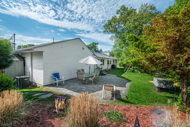 11 Hunters Lane Sparta, NJ 07871 - Photo 22 of 23