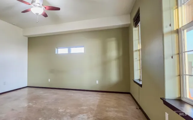 $950,000 | 1005 Viola Lane, Viola, ID 83872