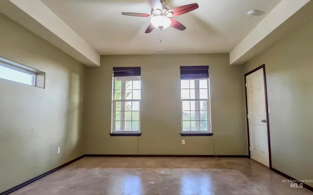 $950,000 | 1005 Viola Lane, Viola, ID 83872