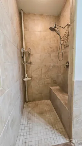 $950,000 | 1005 Viola Lane, Viola, ID 83872