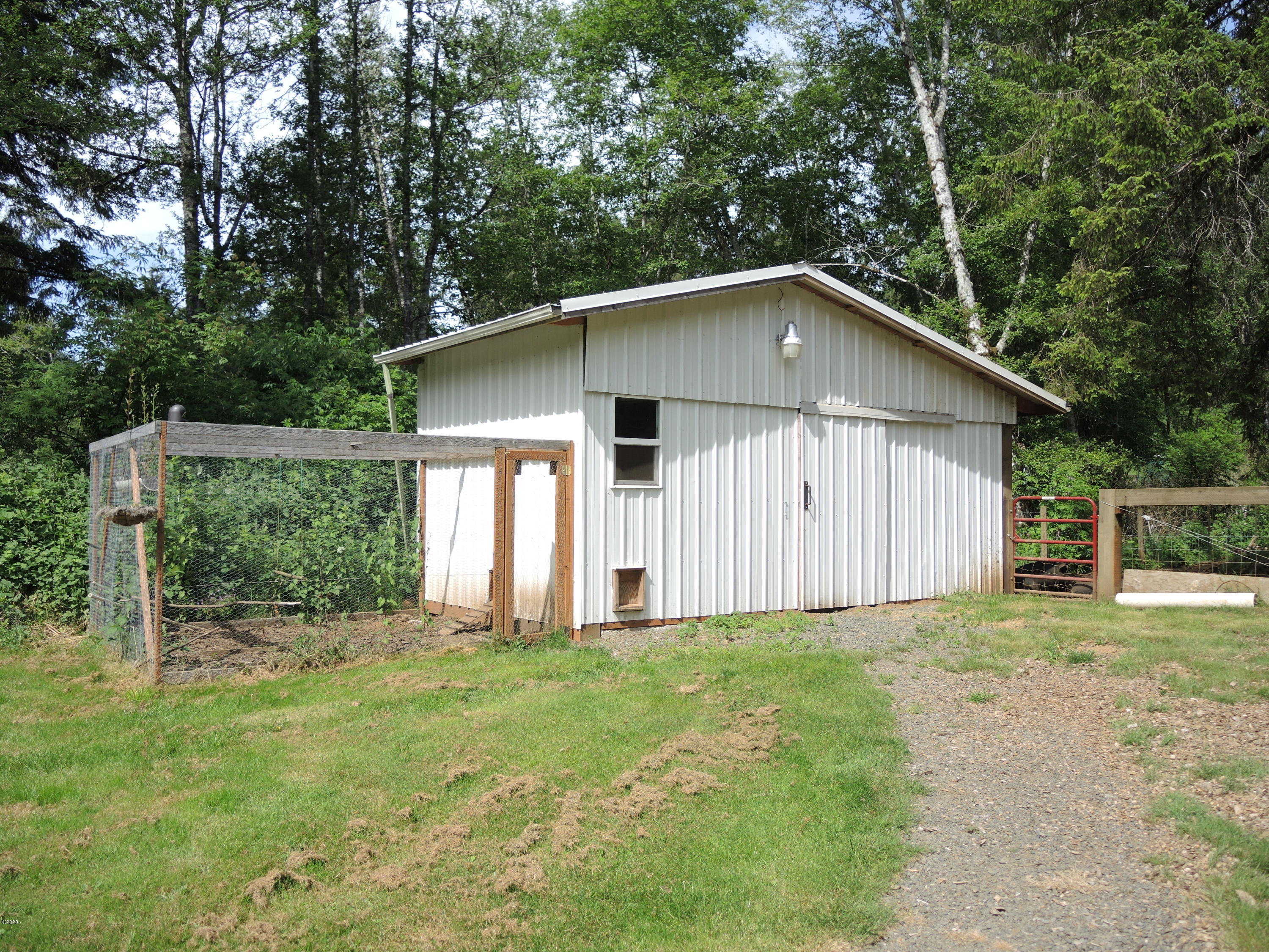 177 North Bear Creek Road Otis, OR 97368 - Photo 38 of 42 DSCN2829