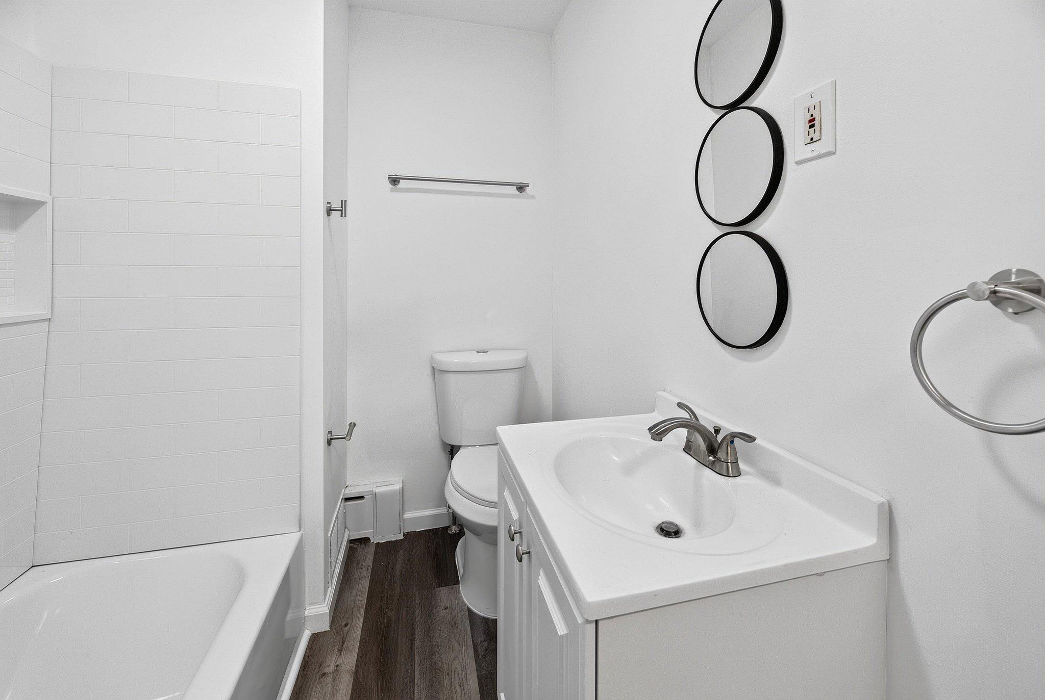 22 Grant Street Riverside, NJ 08075 - Photo 11 of 14 upstairs bathroom