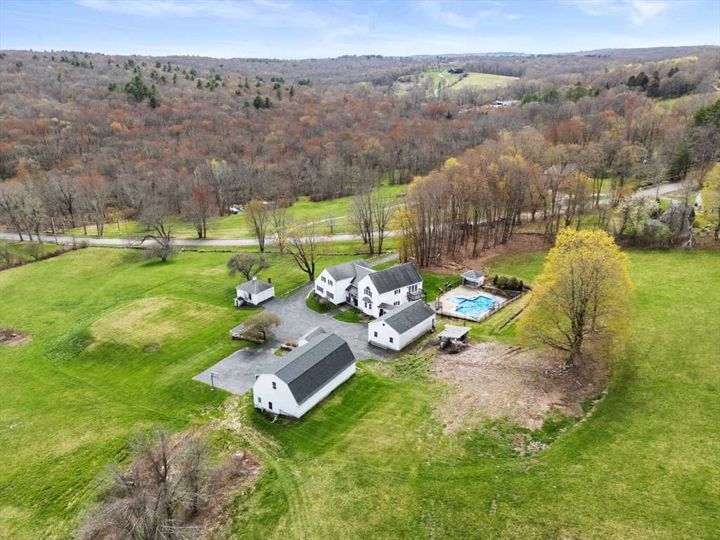 63 Uxbridge Road Sutton, MA 01590 - Photo 7 of 15