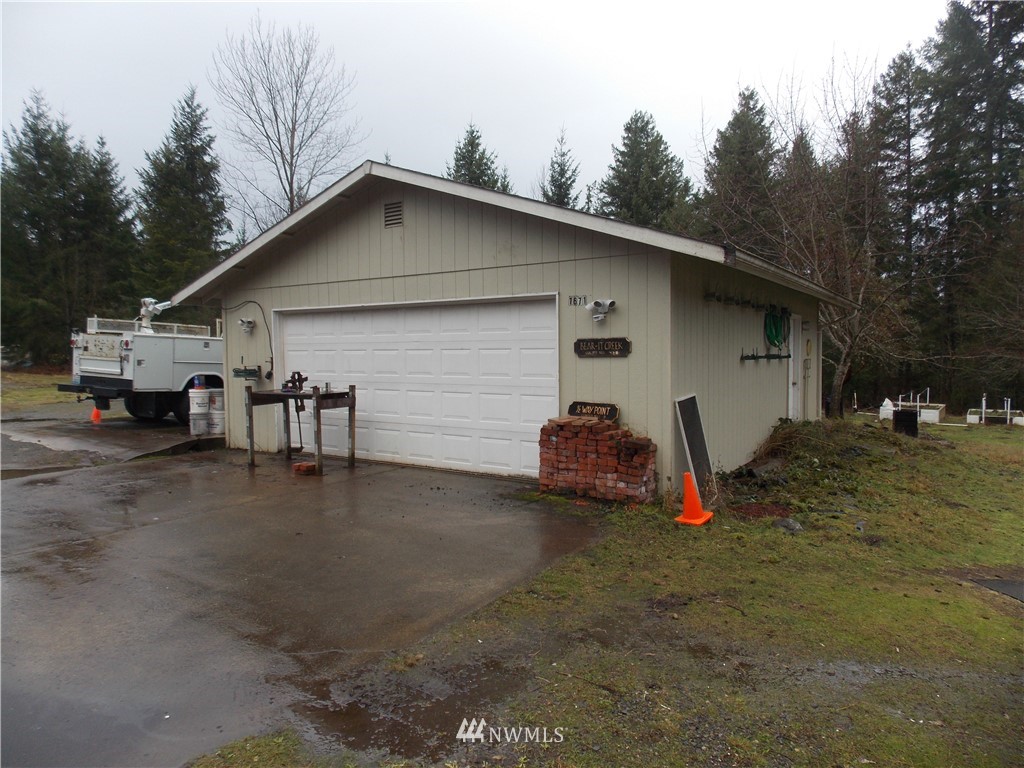 16717 Vail Loop Road Southeast Rainier, WA 98576 - Photo 19 of 26 Gallery Image 19