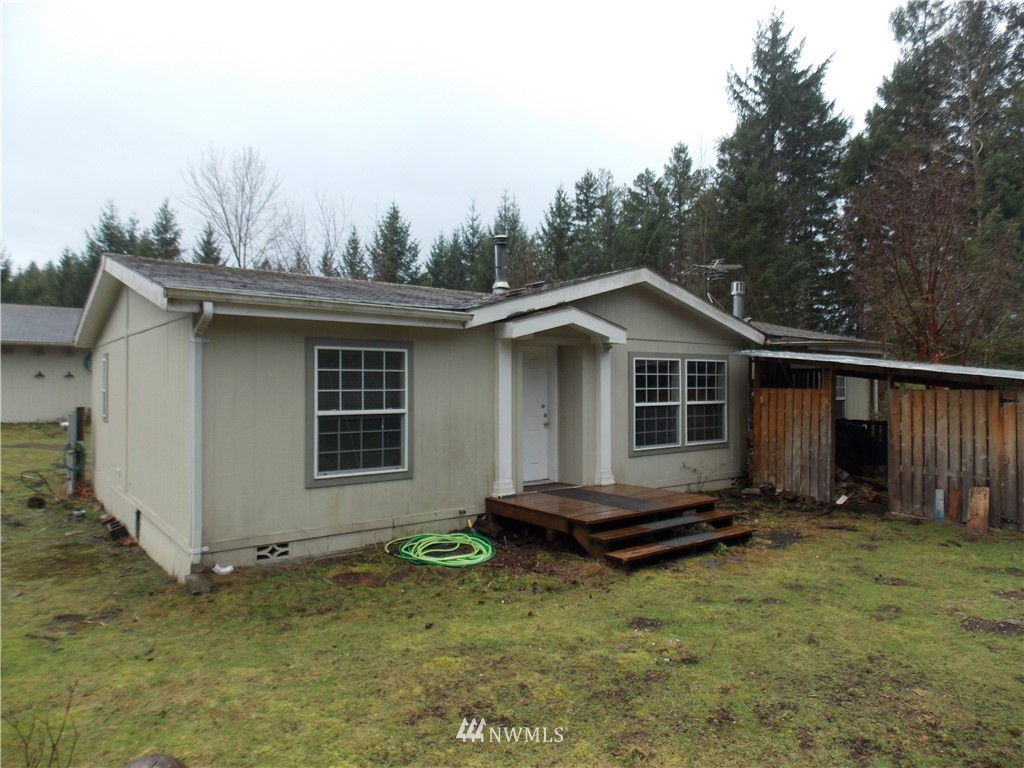 16717 Vail Loop Road Southeast Rainier, WA 98576 - Photo 4 of 26 Gallery Image 4
