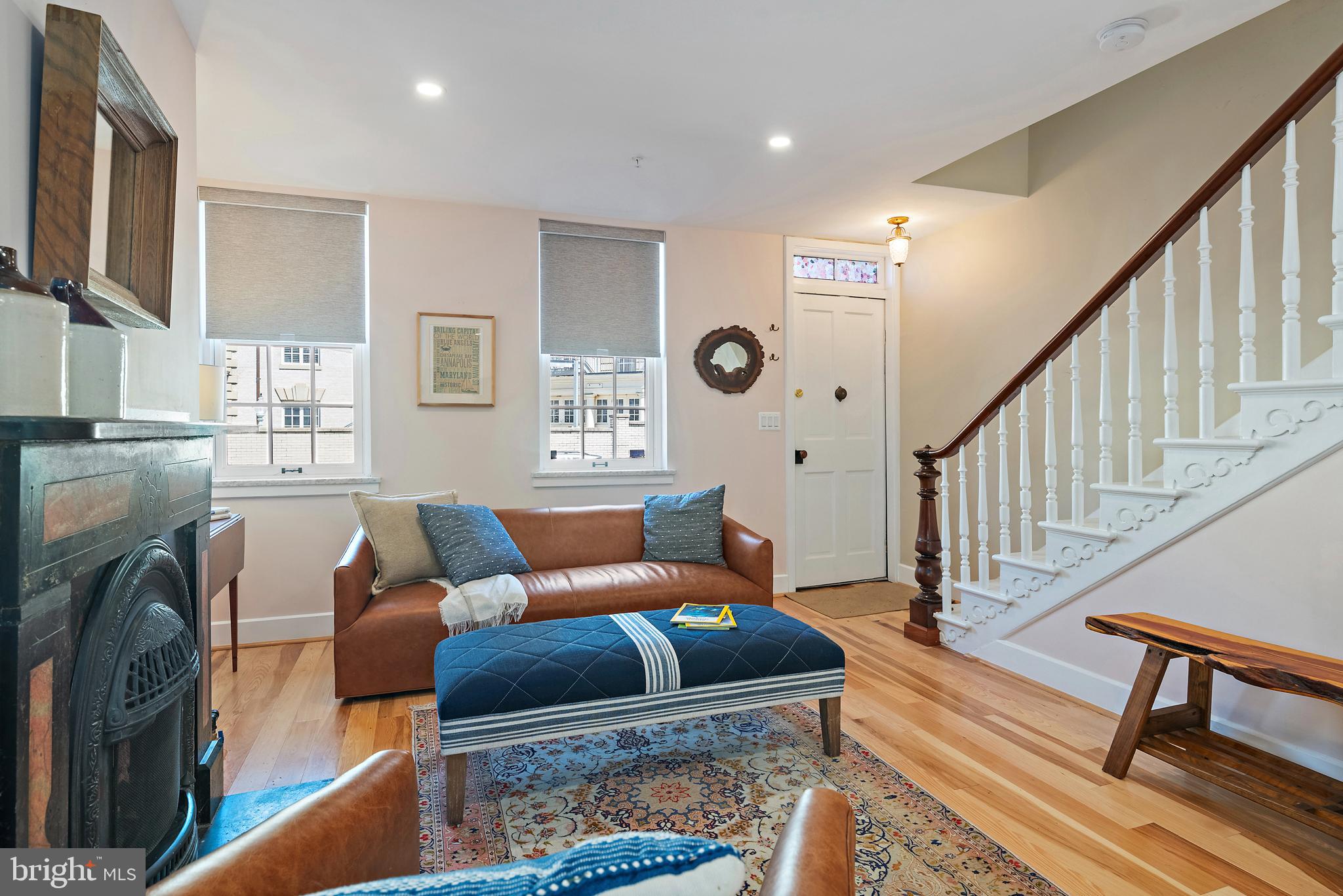 237 Hanover Street Annapolis, MD 21401 - Photo 13 of 48 a living room with furniture and a fireplace