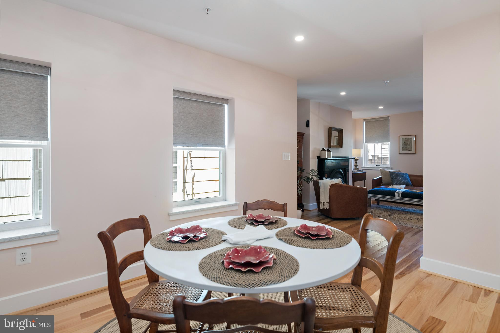 237 Hanover Street Annapolis, MD 21401 - Photo 21 of 48 a dining room with furniture and window