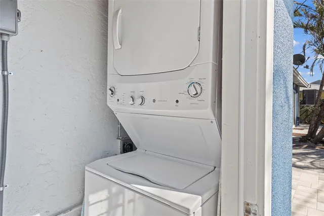 $850,000 | 1360 Holiday Drive, Unit A & B, Englewood, FL 34223