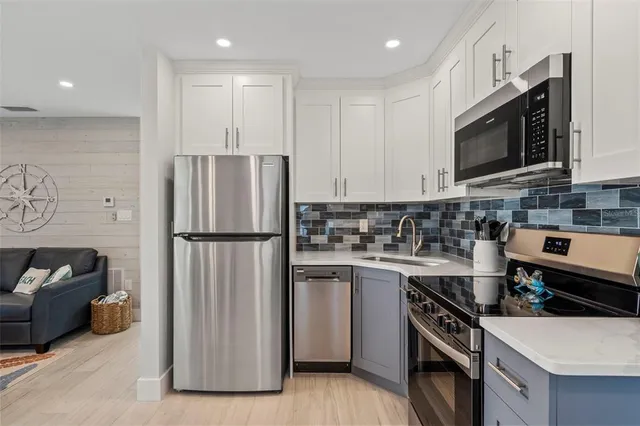 $850,000 | 1360 Holiday Drive, Unit A & B, Englewood, FL 34223