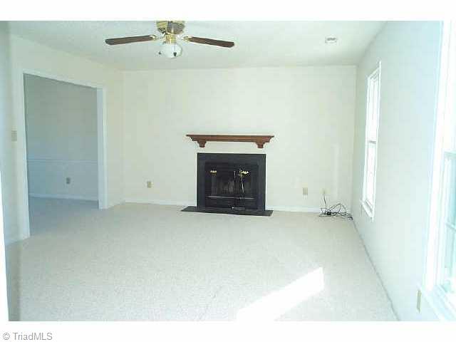 573 Covington Ridge Road Winston-Salem, NC 27107 - Photo 3 of 5 Other. Living Room