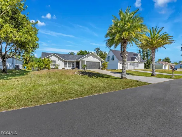 $2,300 | 1931 Southwest 36th Terrace, Cape Coral, FL 33914