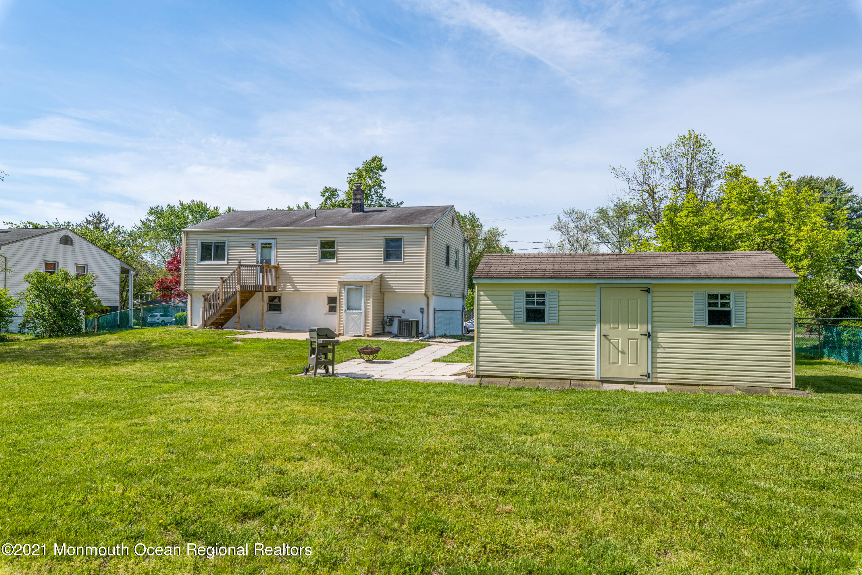 154 Newbury Road Howell, NJ 07731 - Photo 7 of 29 154_Newbury_Rd-7