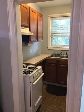 $1,150 | 40 McGee Street, Unit 3 NORTH, Fall River, MA 02721