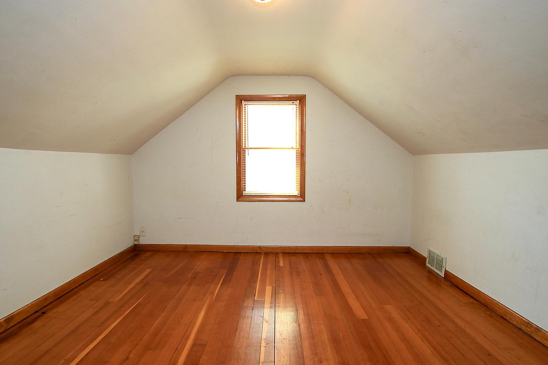 642 Juul Road Southwest Hutchinson, MN 55350 - Photo 12 of 20