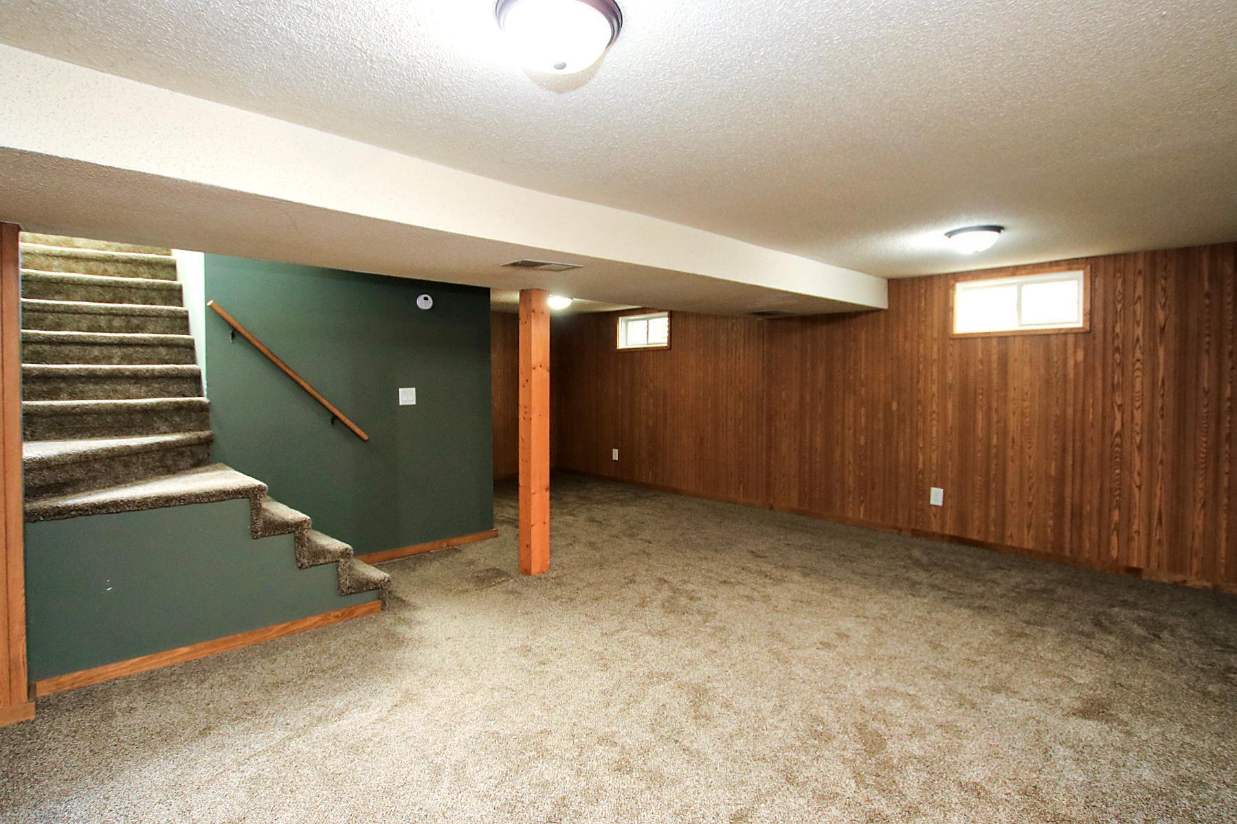 642 Juul Road Southwest Hutchinson, MN 55350 - Photo 13 of 20