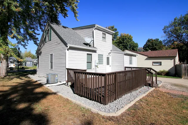 $244,900 | 642 Juul Road Southwest, Hutchinson, MN 55350