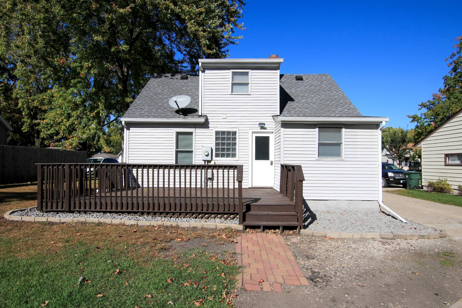 642 Juul Road Southwest Hutchinson, MN 55350 - Photo 2 of 20