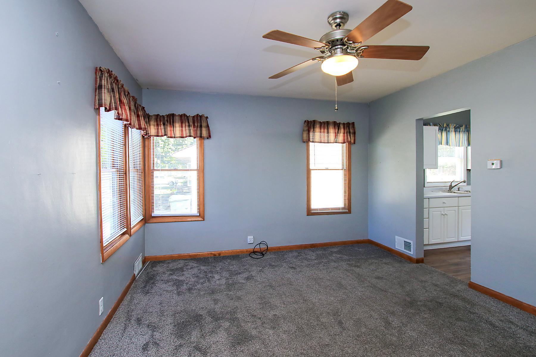 642 Juul Road Southwest Hutchinson, MN 55350 - Photo 4 of 20