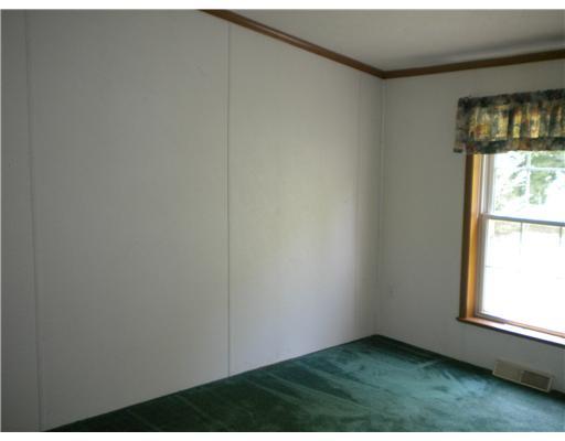 323 Pheasant Road Evans City, PA 16033 - Photo 9 of 14 Bedroom.