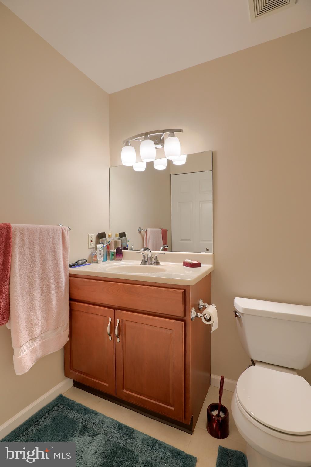 2902 State Hill Road, Unit E14 Reading, PA 19610 - Photo 21 of 21 Full Bath