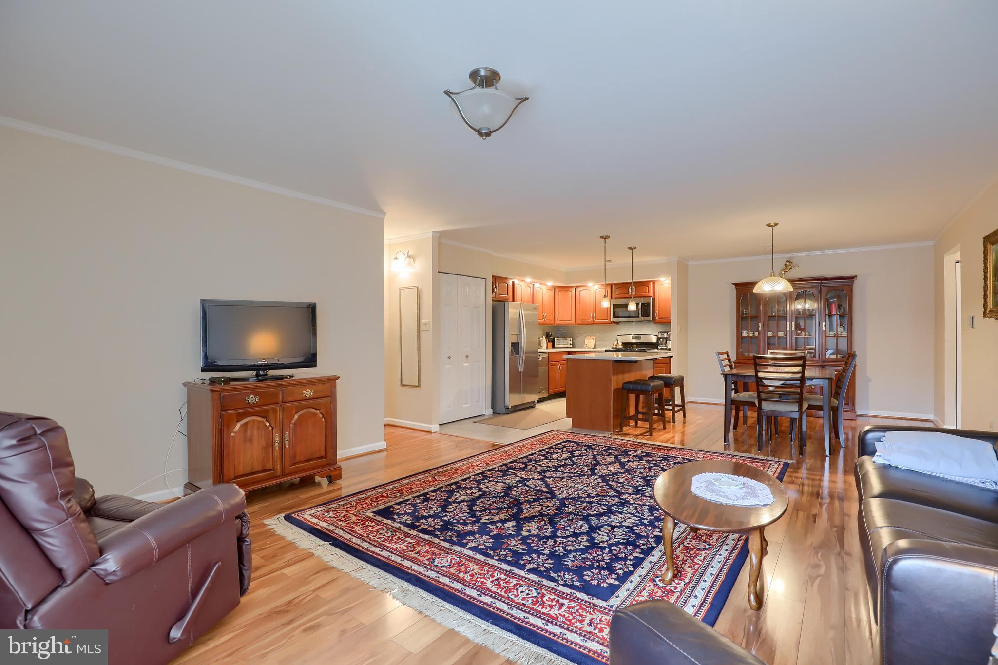 2902 State Hill Road, Unit E14 Reading, PA 19610 - Photo 8 of 21 Living Room