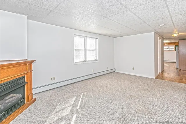 $2,100 | 15 Indian Hill Lane, Newtown, CT 06482