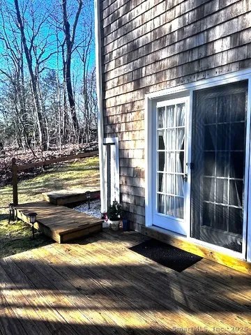 $2,100 | 15 Indian Hill Lane, Newtown, CT 06482