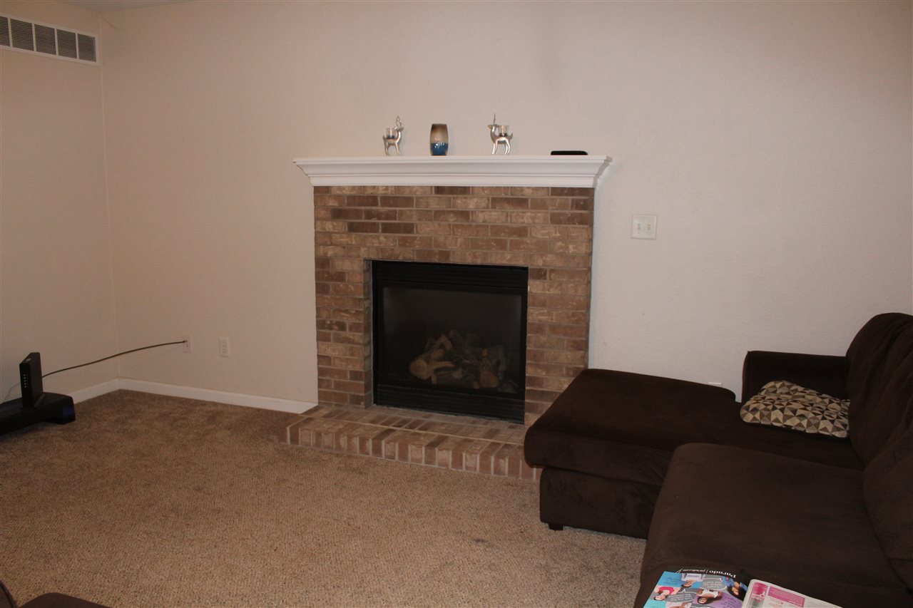 1304 West Cloverdale Road Chillicothe, IL 61523 - Photo 14 of 24 Gallery Image 14