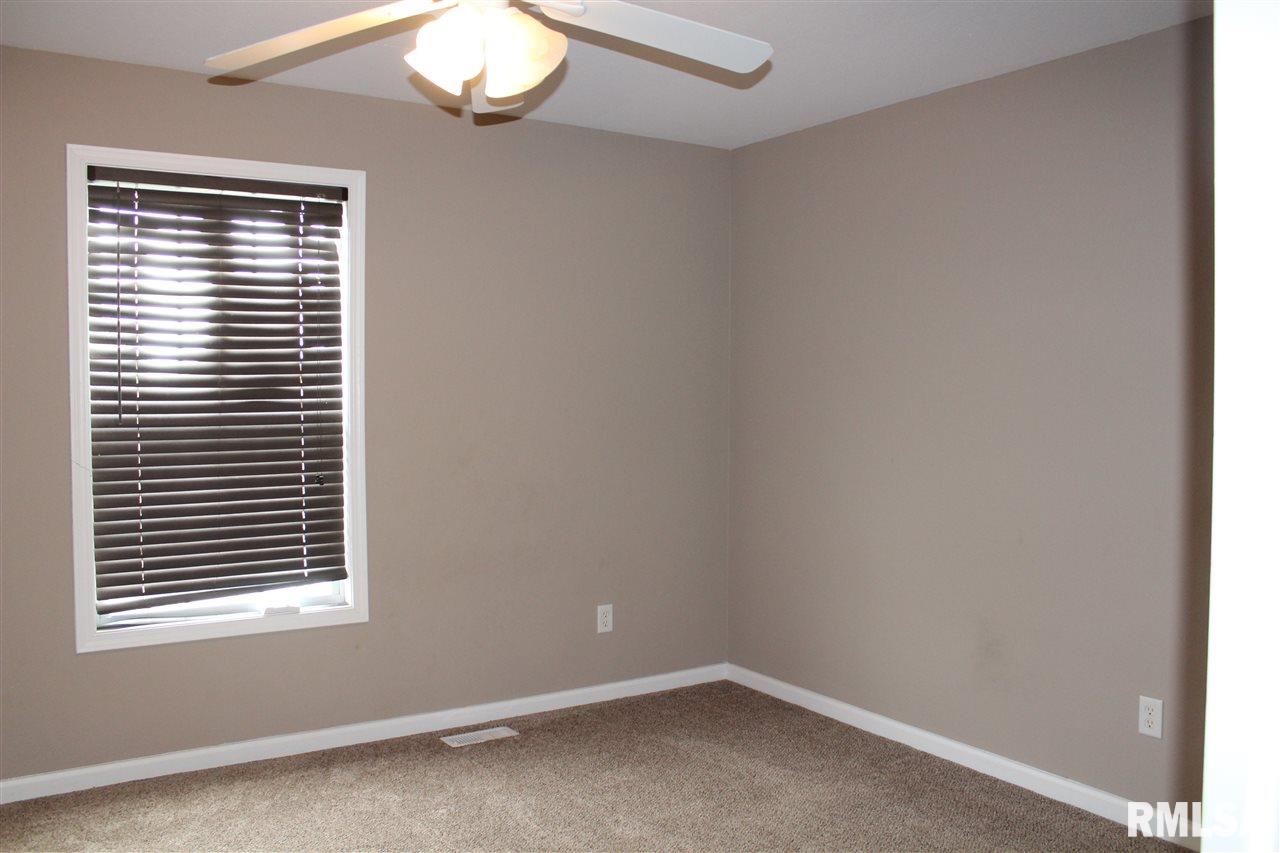 1304 West Cloverdale Road Chillicothe, IL 61523 - Photo 22 of 24 Gallery Image 22