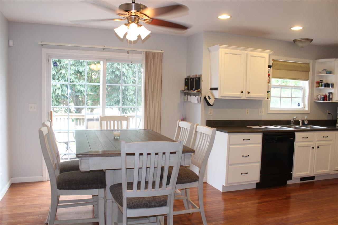 1304 West Cloverdale Road Chillicothe, IL 61523 - Photo 10 of 24 Gallery Image 10