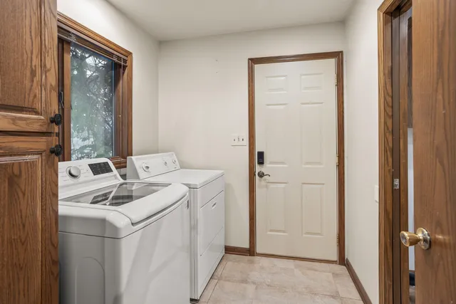 $650,000 | 4440 Lilly Road, Brookfield, WI 53005